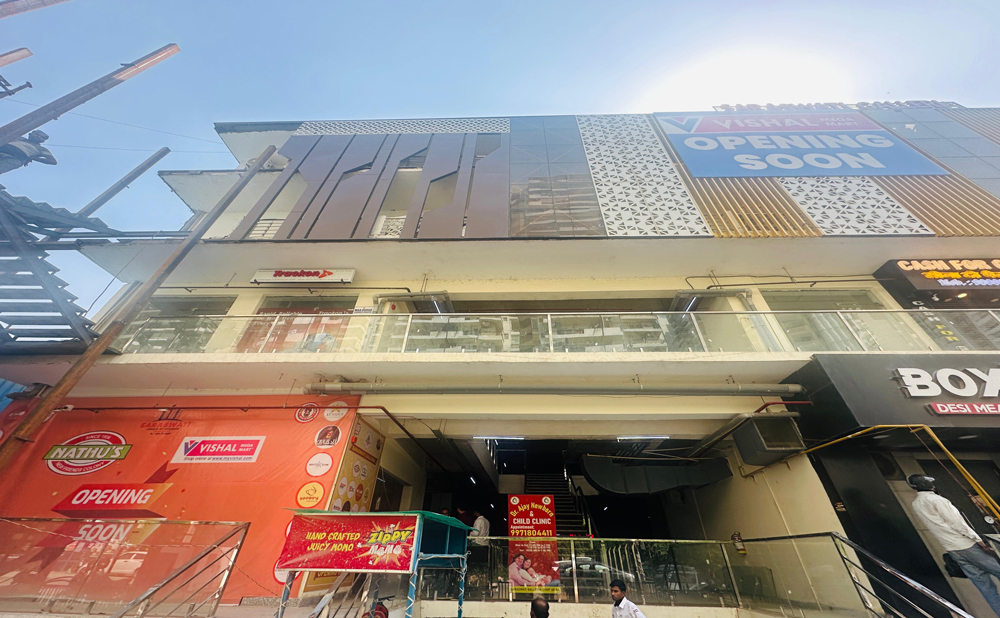 Gaur World SmartStreet Gallery
